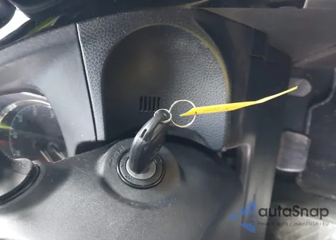 2019 Toyota Corolla Le from USA, damaged, VIN 5YFBURHE1KP880748